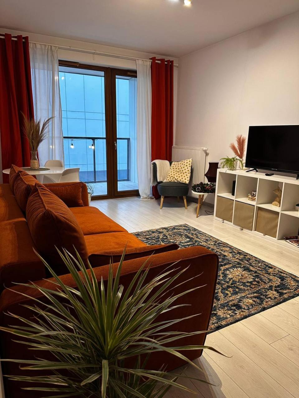 Apartament Centrum, Miejsce Parkingowe W Cenie Βαρσοβία Εξωτερικό φωτογραφία